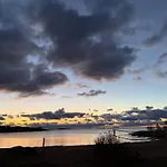Joyce Place * Hanko