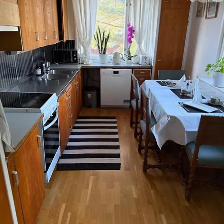 Δωμάτια σε οικογενειακή κατοικία Joyce Place Hanko